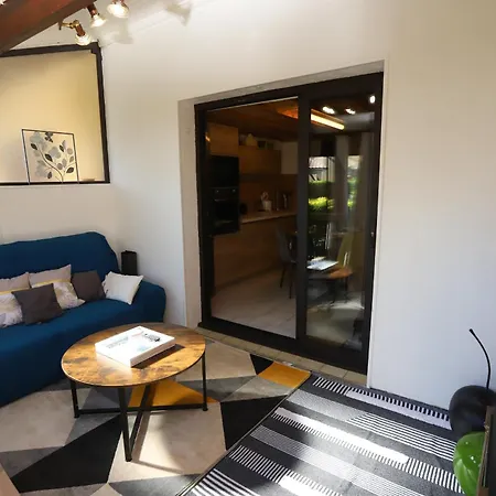 Petite Maison Sympa Dans Avec Piscine * Saint-Cyprien (Pyrenees-Orientales)